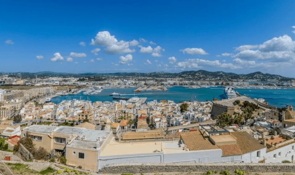 Santa Eulalia des Rius (Ibiza) supera en un 35% su valor máximo del boom inmobiliario